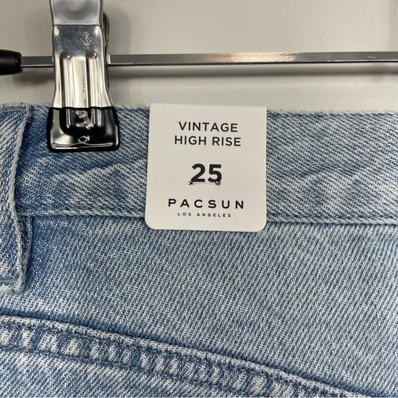 NWT PacSun Light Blue Ripped Vintage High Waisted Denim Shorts 25 Boho Beach - Picture 9 of 16